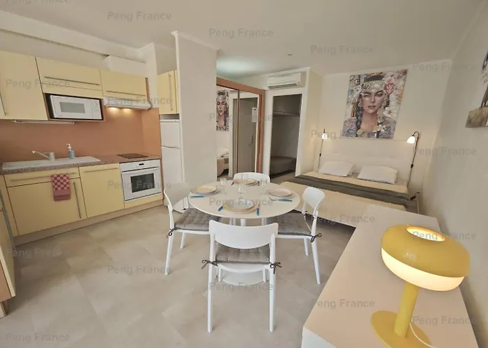 Village Naturiste Savannah * Agde